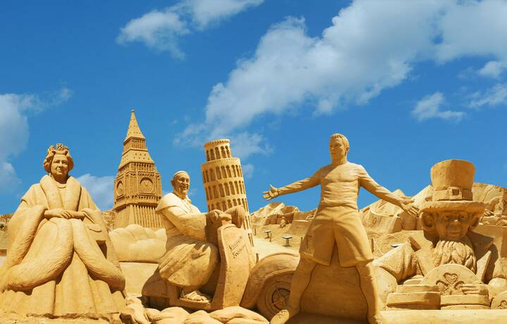 Kunstwerke aus Sand an der Algarve Sandskulpturen Algarve