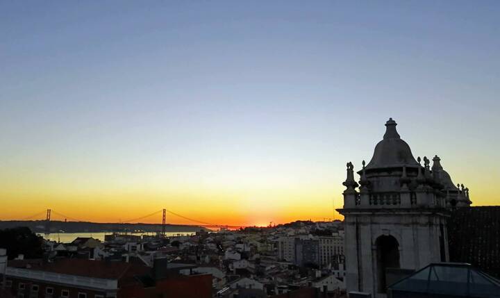 Traumhafter Sonnenuntergang in Lissabon Lissabon Sonnenuntergang