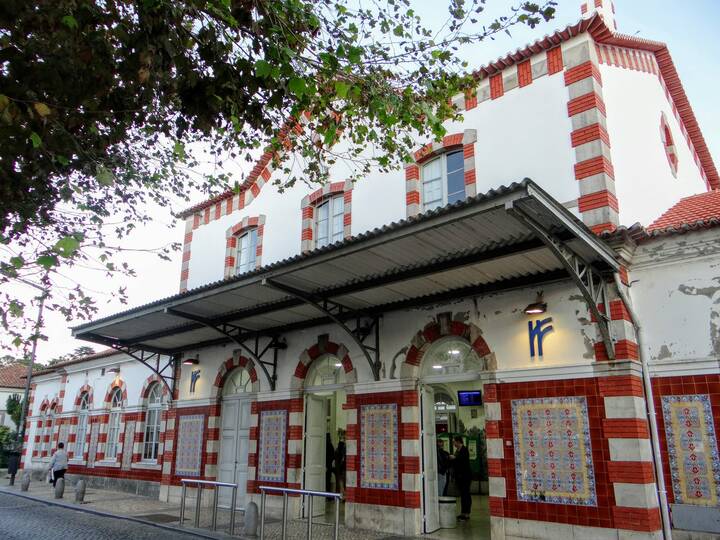 Der Bahnhof in Sintra Bahnhof Sintra