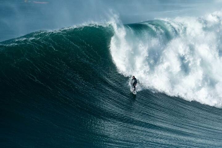Big Wave Surfing Portugal