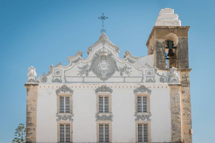Olhão Kirche